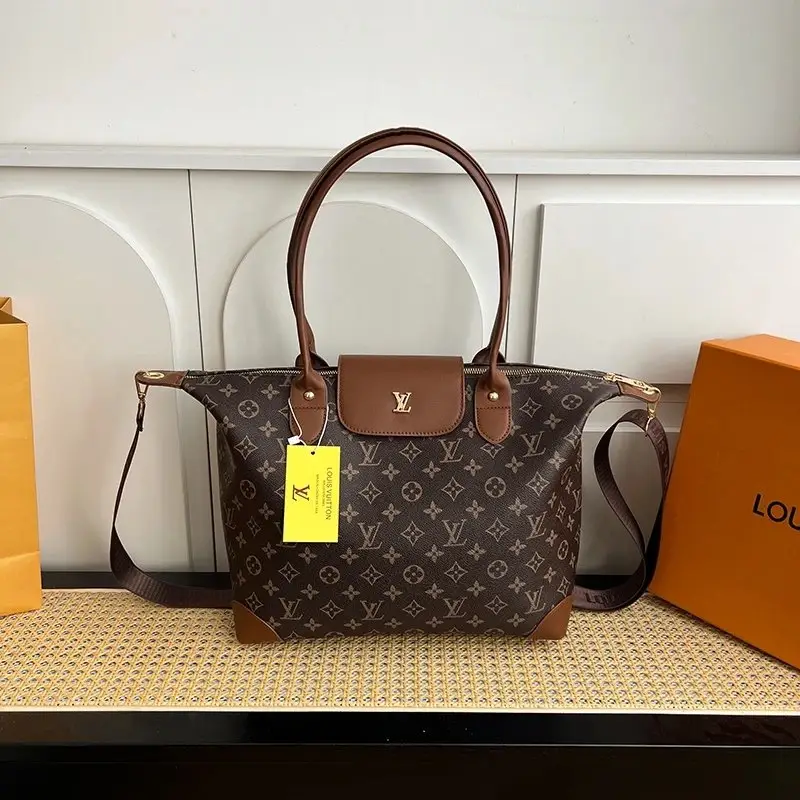 Louis Vuitton Crossbody Bags [39 styles] — foto 7 de 8