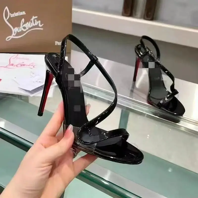 Christian Louboutin Stilettos [19 styles] — foto 5 de 8