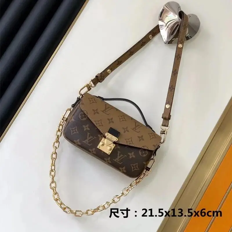 Louis Vuitton Crossbody Bags [33 styles] — foto 3 de 8