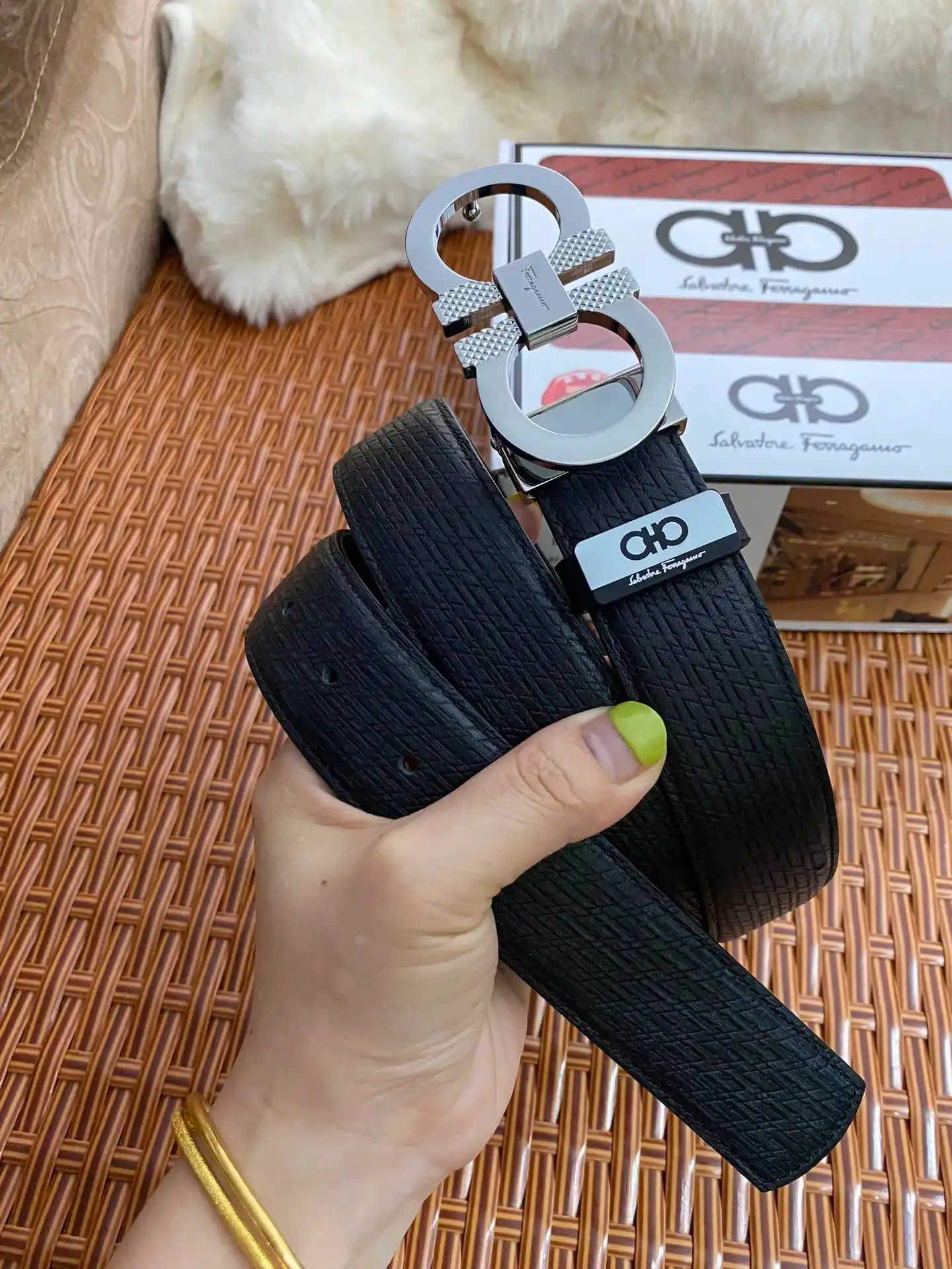 Salvatore Ferragamo Leather Belt [15 styles] — foto 7 de 8