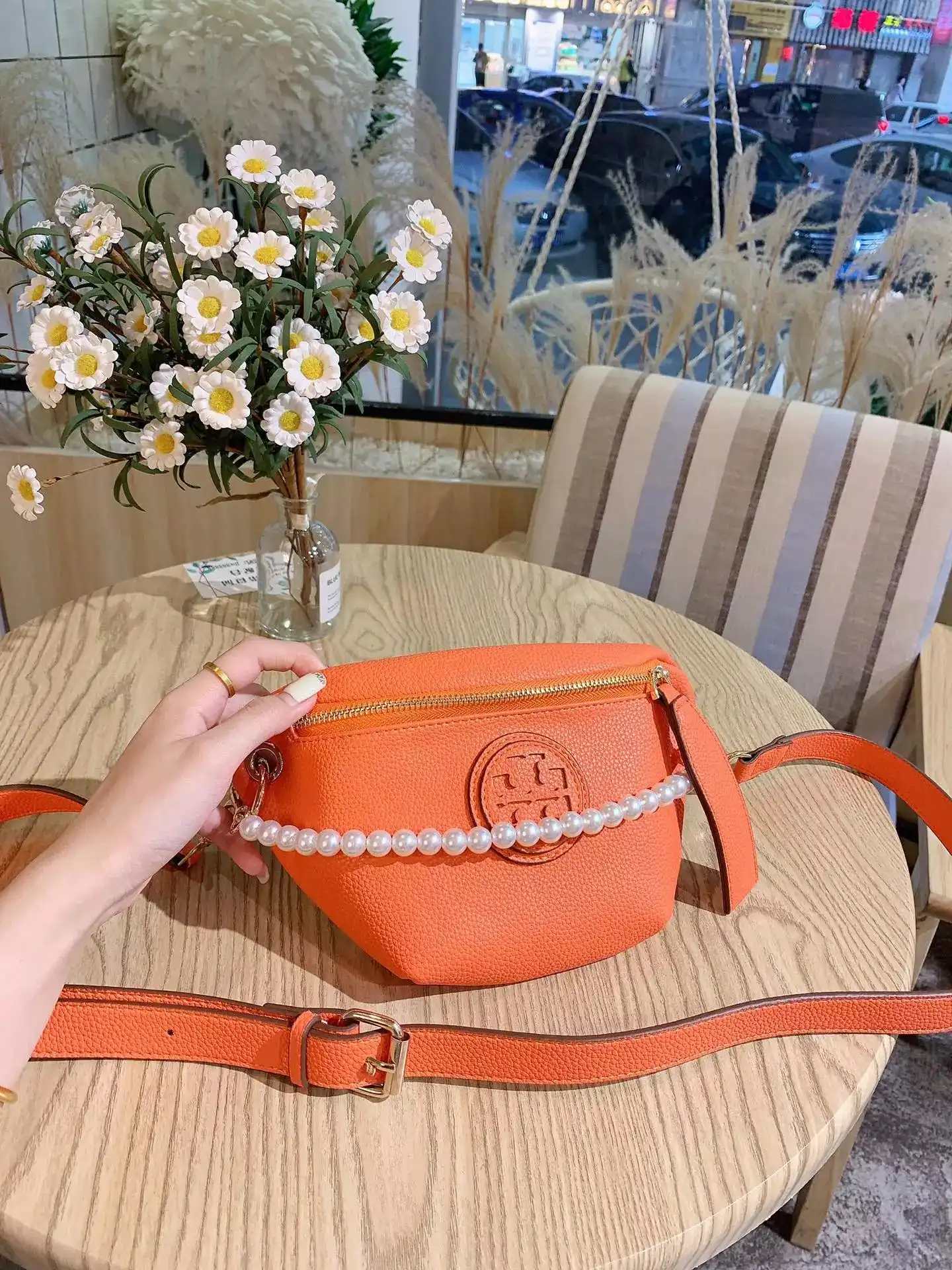 Tory Burch Belt Bags [6 styles] — foto 2 de 6
