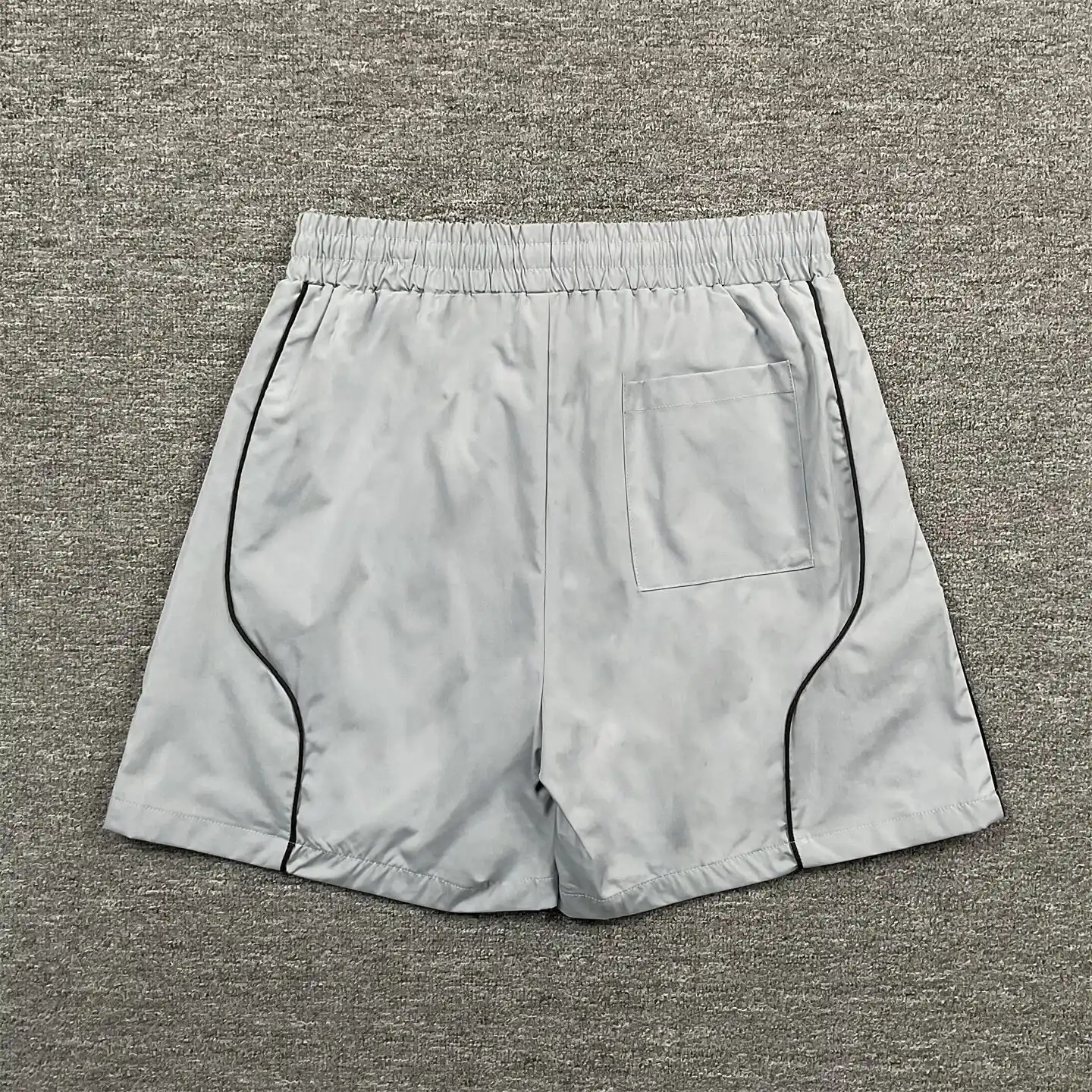 Broken Planet Shorts [4 styles] — foto 2 de 5