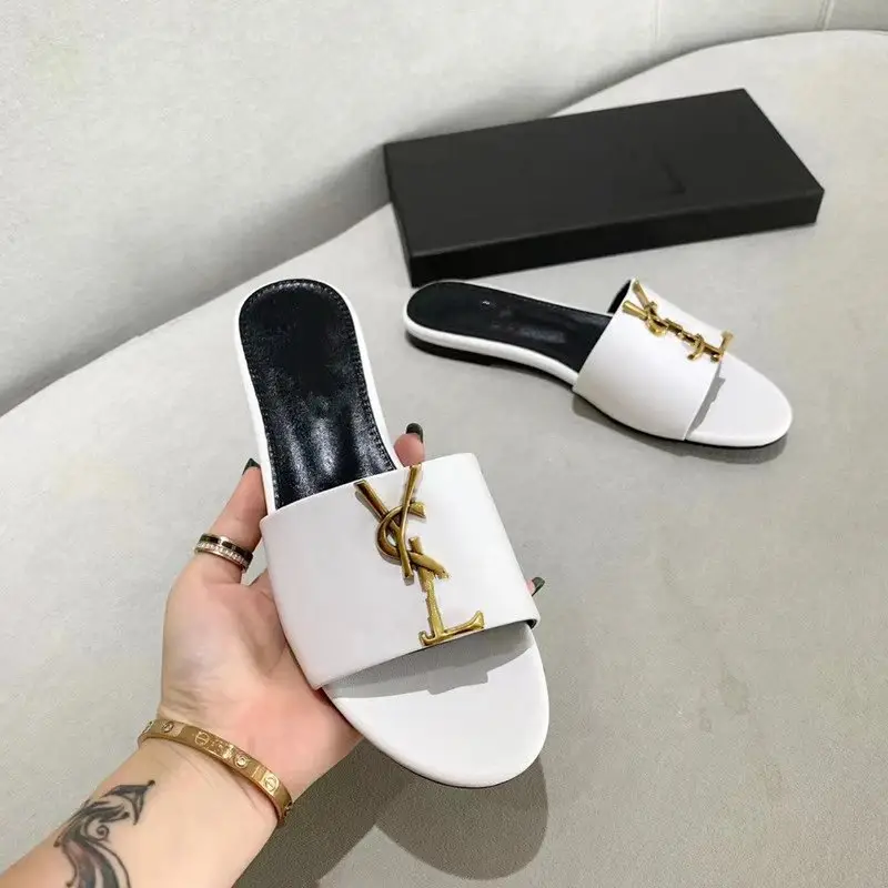 Saint Laurent Slippers [5 styles] — foto 3 de 5