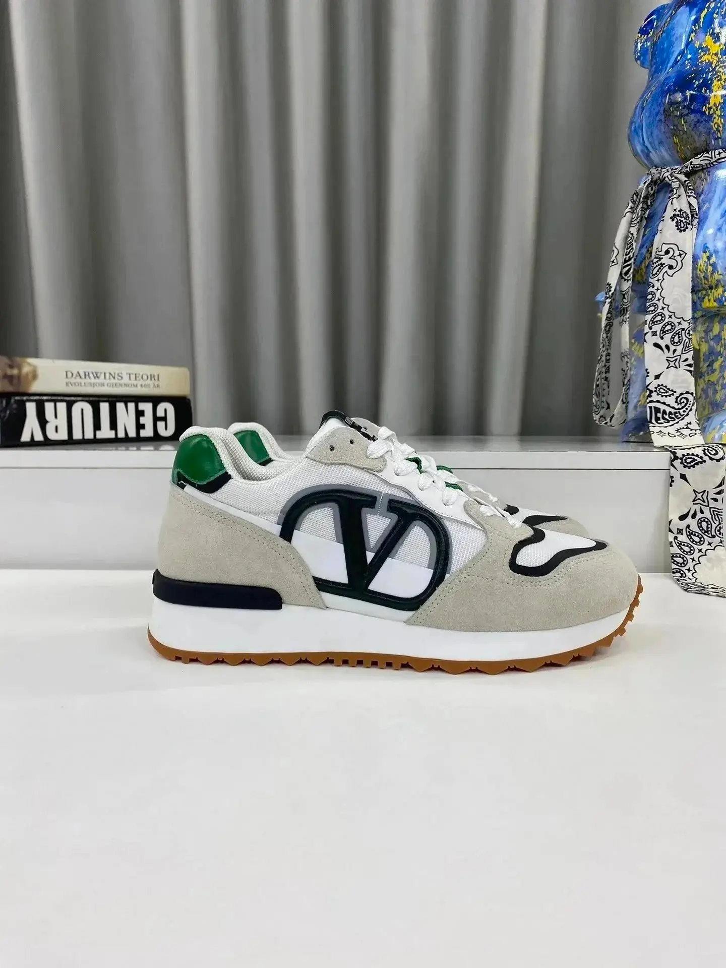 Valentino Chunky Sneakers [21 styles] — foto 3 de 8