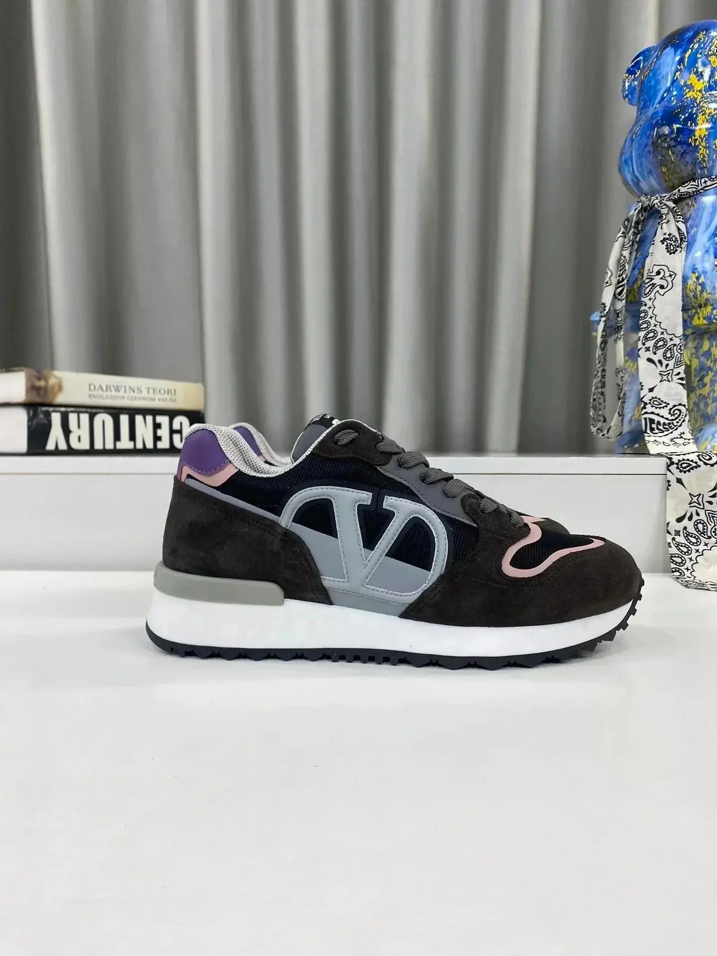 Valentino Chunky Sneakers [21 styles] — foto 4 de 8