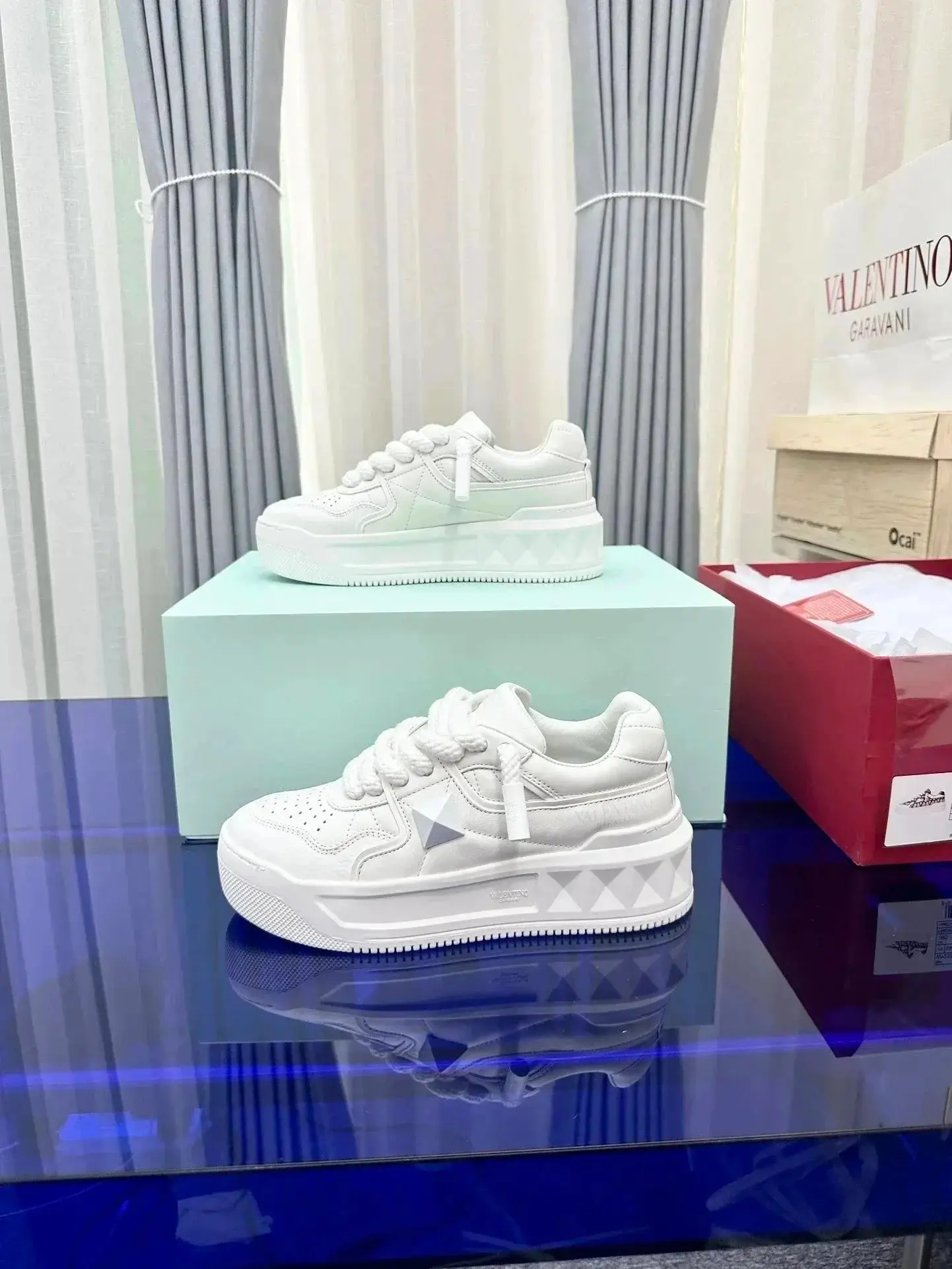 Valentino Chunky Sneakers [21 styles] — foto 7 de 8